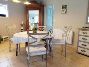 Maison charmante à Sisteron avec terrasse et jardin